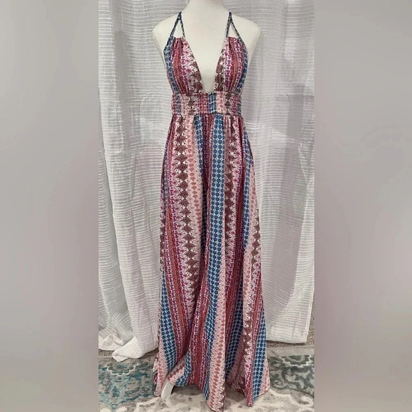 Lulu’s Maxin' Relaxin' Multi Print Backless Maxi Dress, Small - Picture 7 of 11